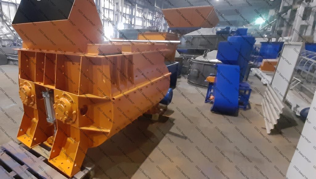 Двухвальный бетоносмеситель УРАЛ ДБС-1500